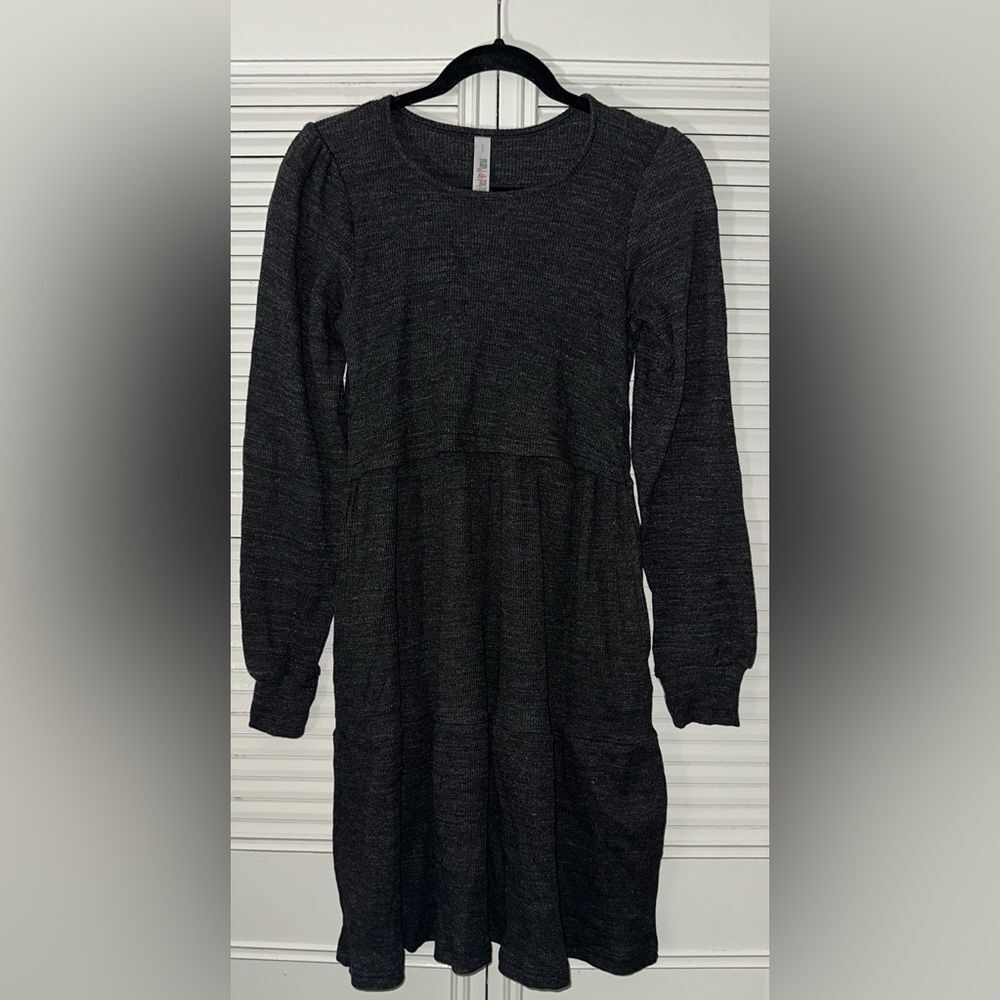 Latched Mama Waffle Knit Long Sleeve Tiered Charcoal Gray Nursing Dress Size S‎